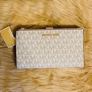 New Mk Smartphone wallet/wristlet